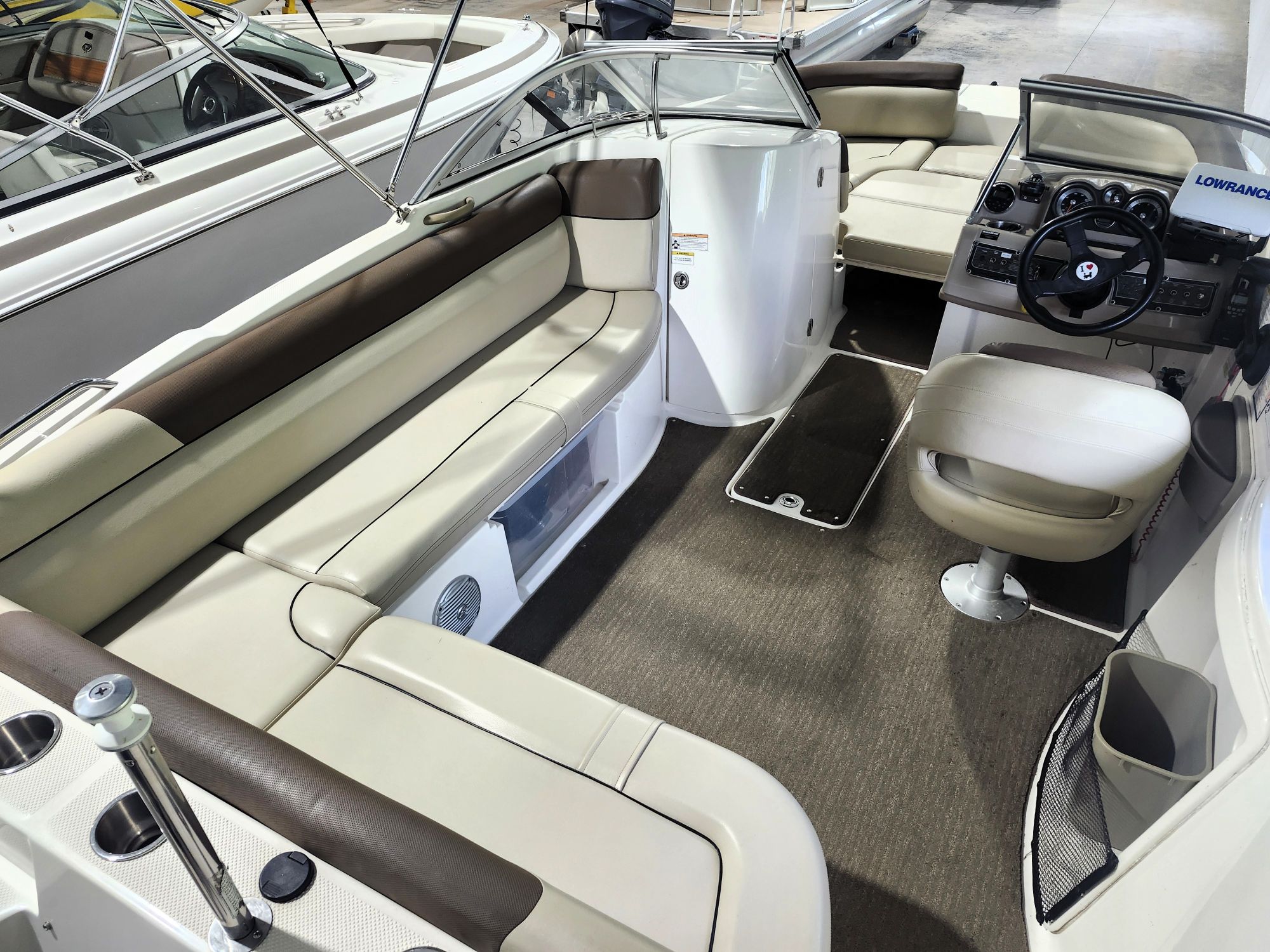 2014 Bayliner 210 Deck Boat - Image 20