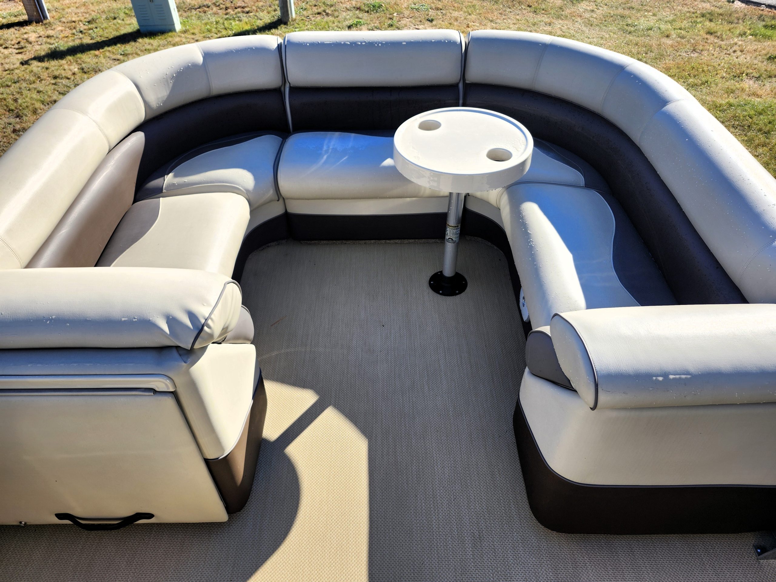 2015 Premier 240 Sunsation w/ Upper Deck - Image 11