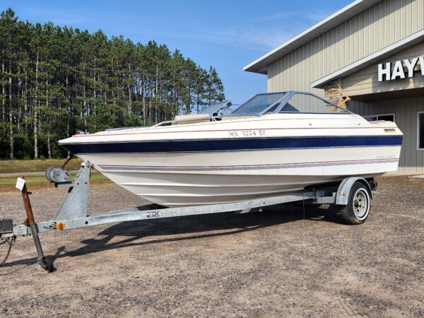1985 Bayliner 2150 Capri Bowrider - Image 3