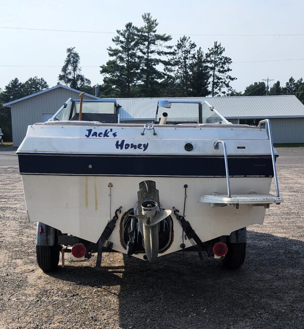 1985 Bayliner 2150 Capri Bowrider - Image 5