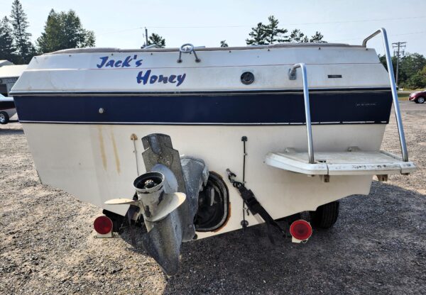 1985 Bayliner 2150 Capri Bowrider - Image 14
