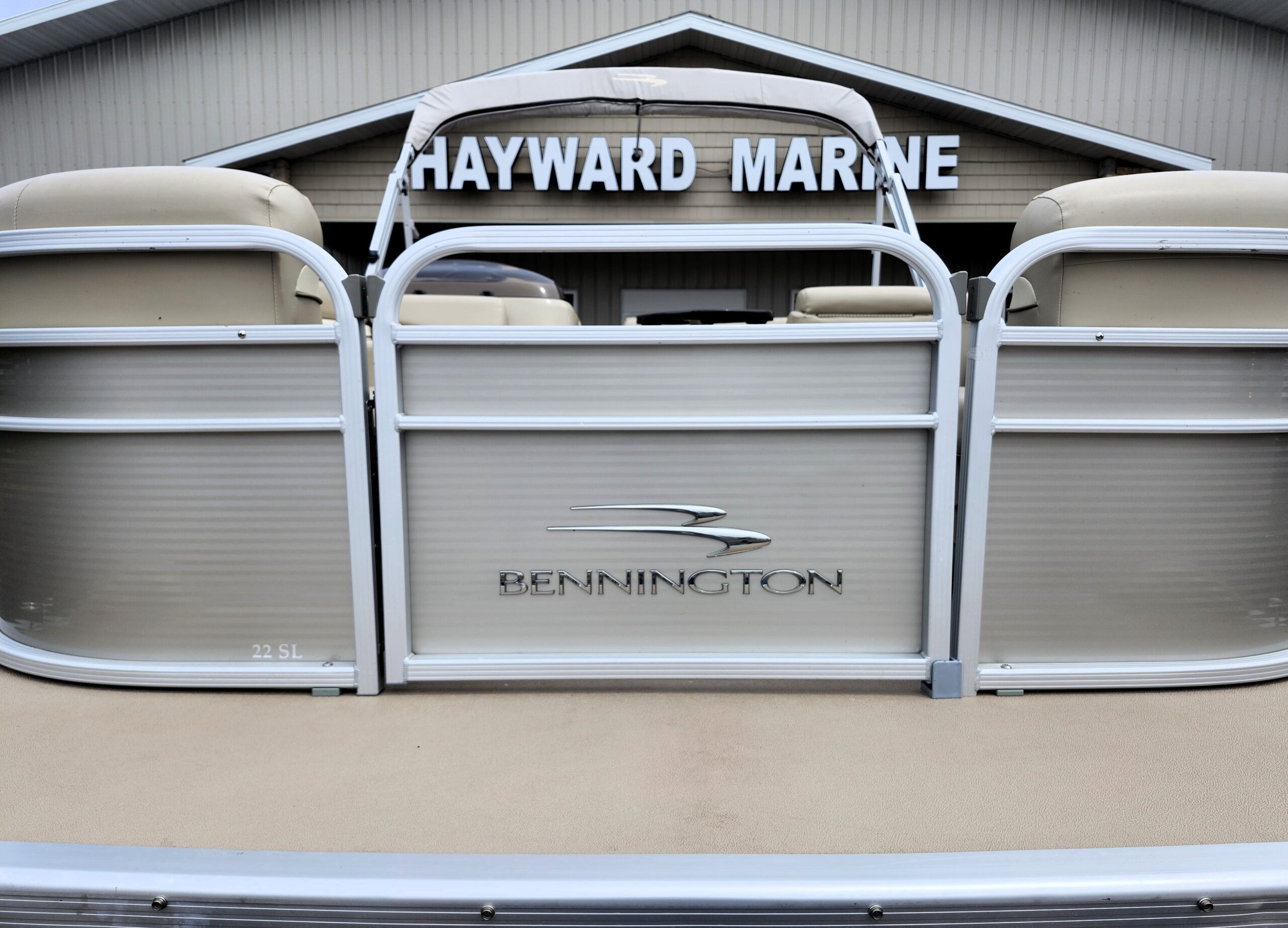 2013 Bennington 22' S Cruise - Image 2