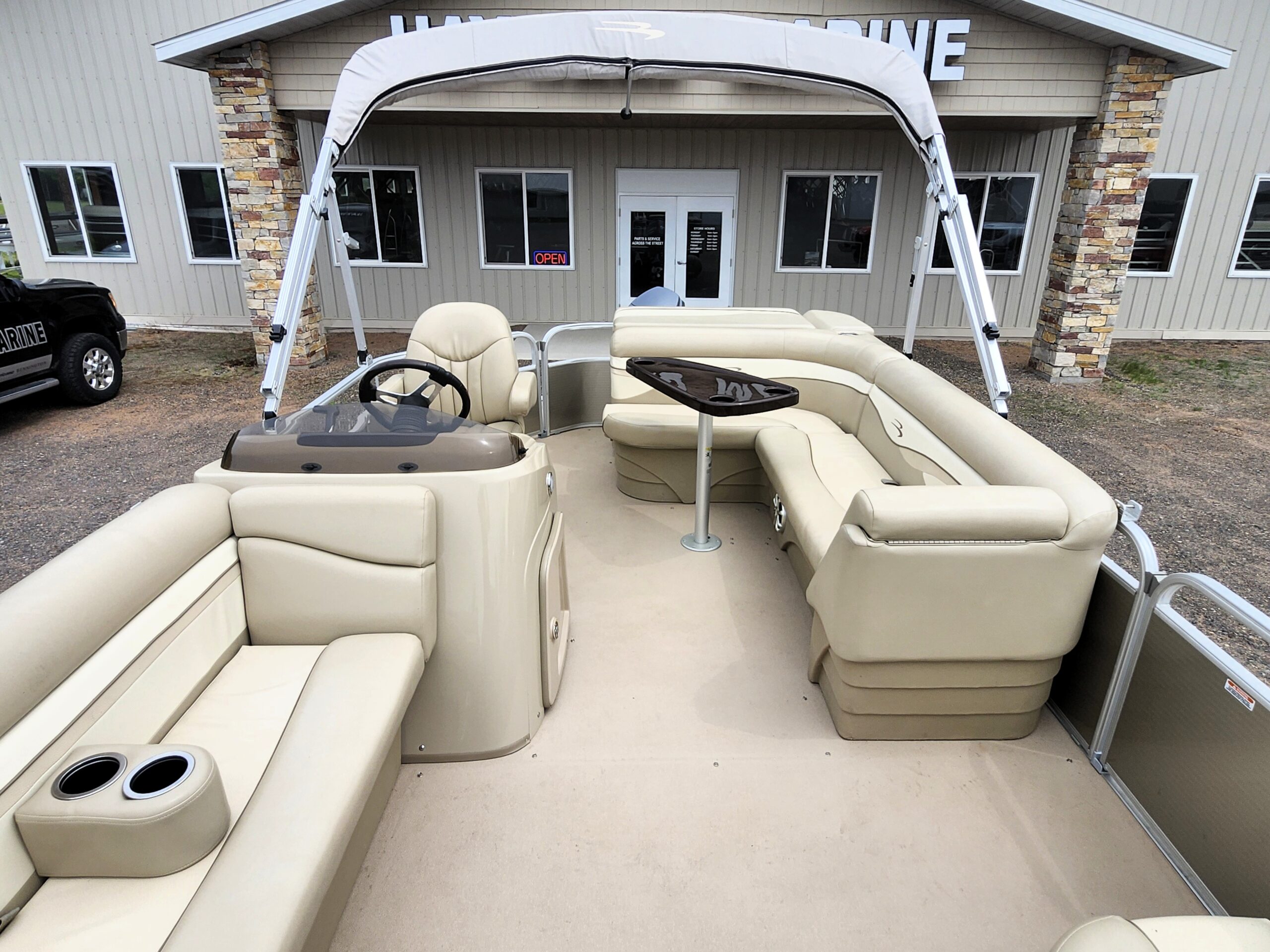 2013 Bennington 22' S Cruise - Image 9