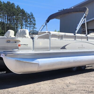 2005 Bennington 22′ Deluxe 3PT Fish