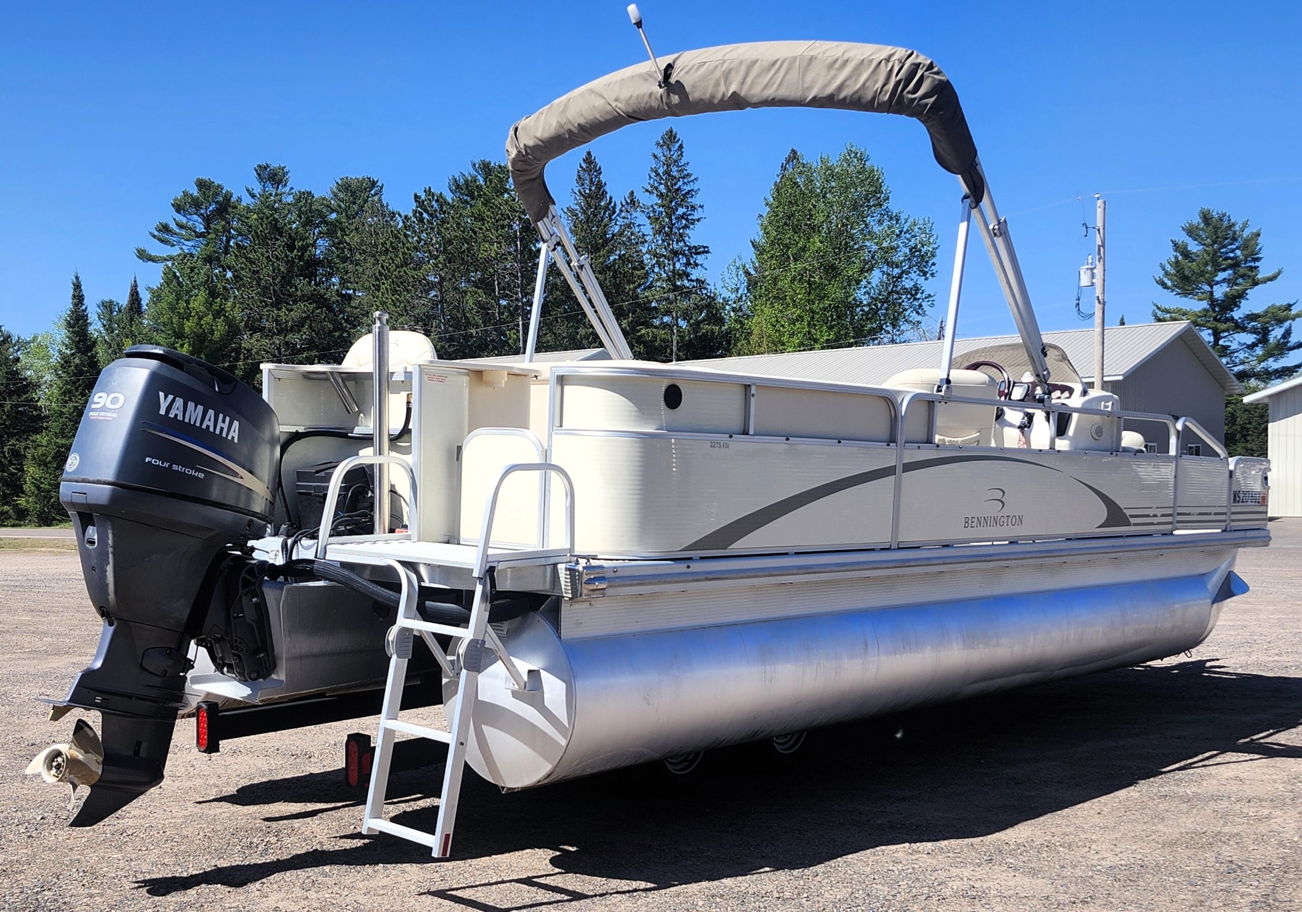 2005 Bennington 22' Deluxe 3PT Fish - Image 7