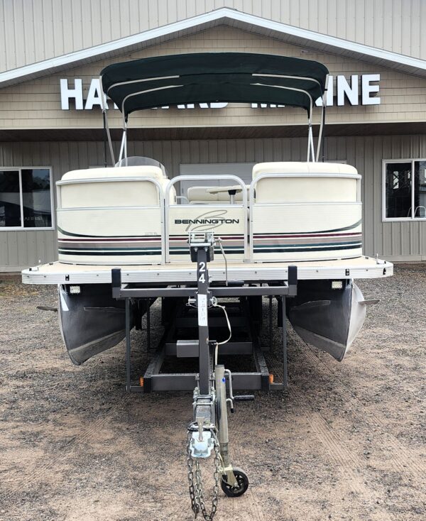 1999 Bennington 22' R Cruise - Image 2