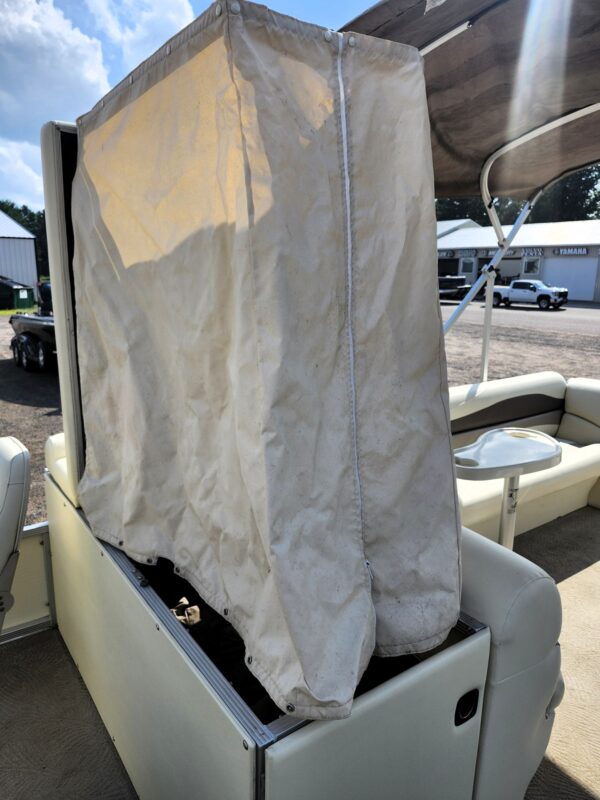 2008 Bennington 22' 4PT Fish - Image 20