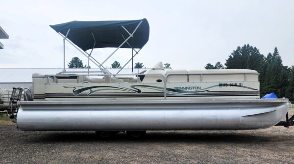 1999 Bennington 22' R Cruise - Image 8
