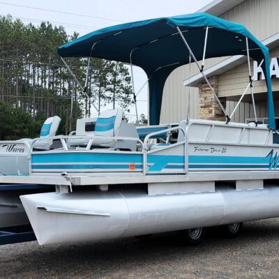 1996 Weeres 20′ Fisherman Deluxe