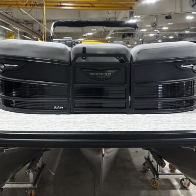 2026 Bennington 24′ M Series Fastback