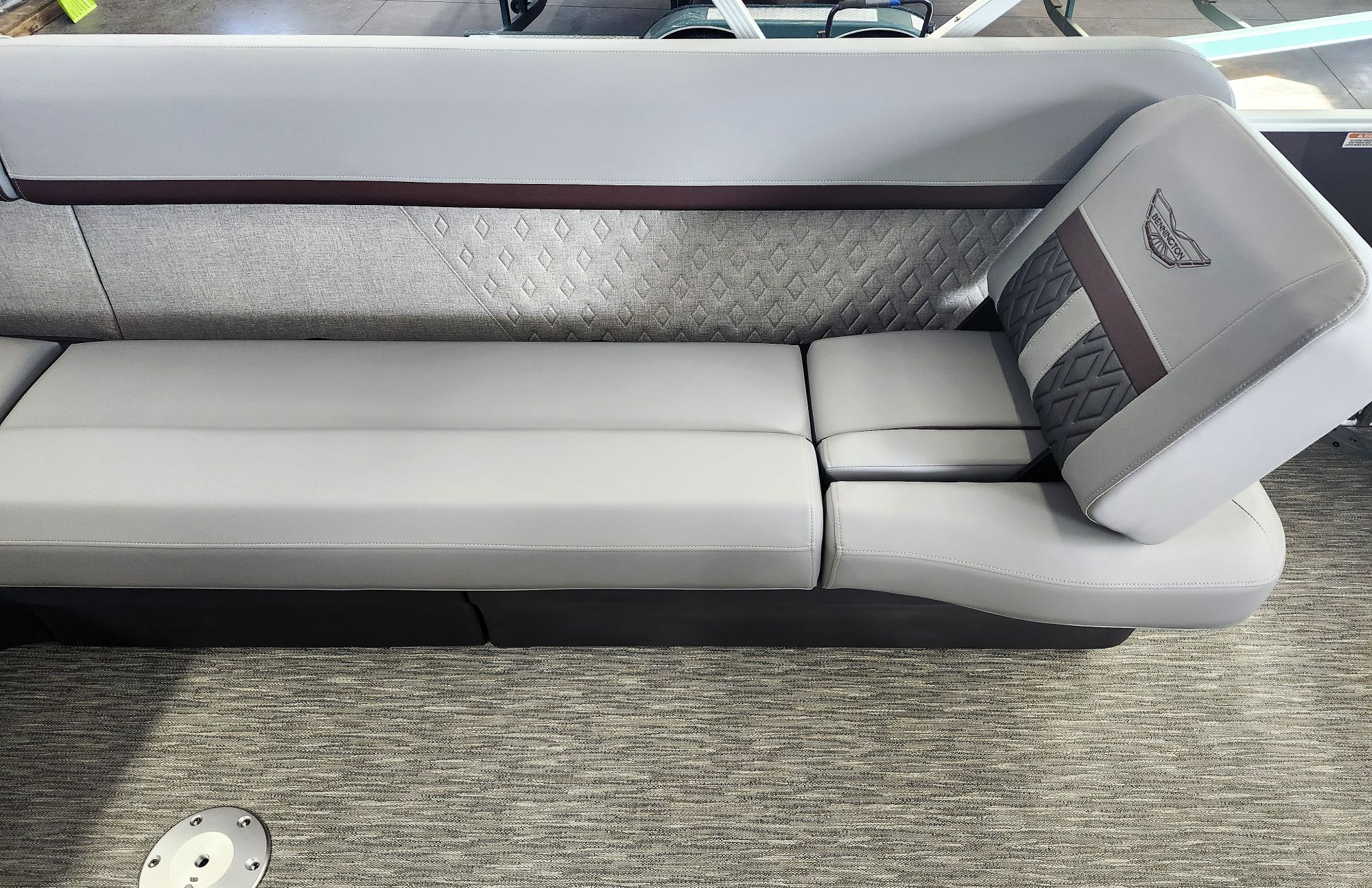 2026 Bennington 22' M Series L Bench - Image 17