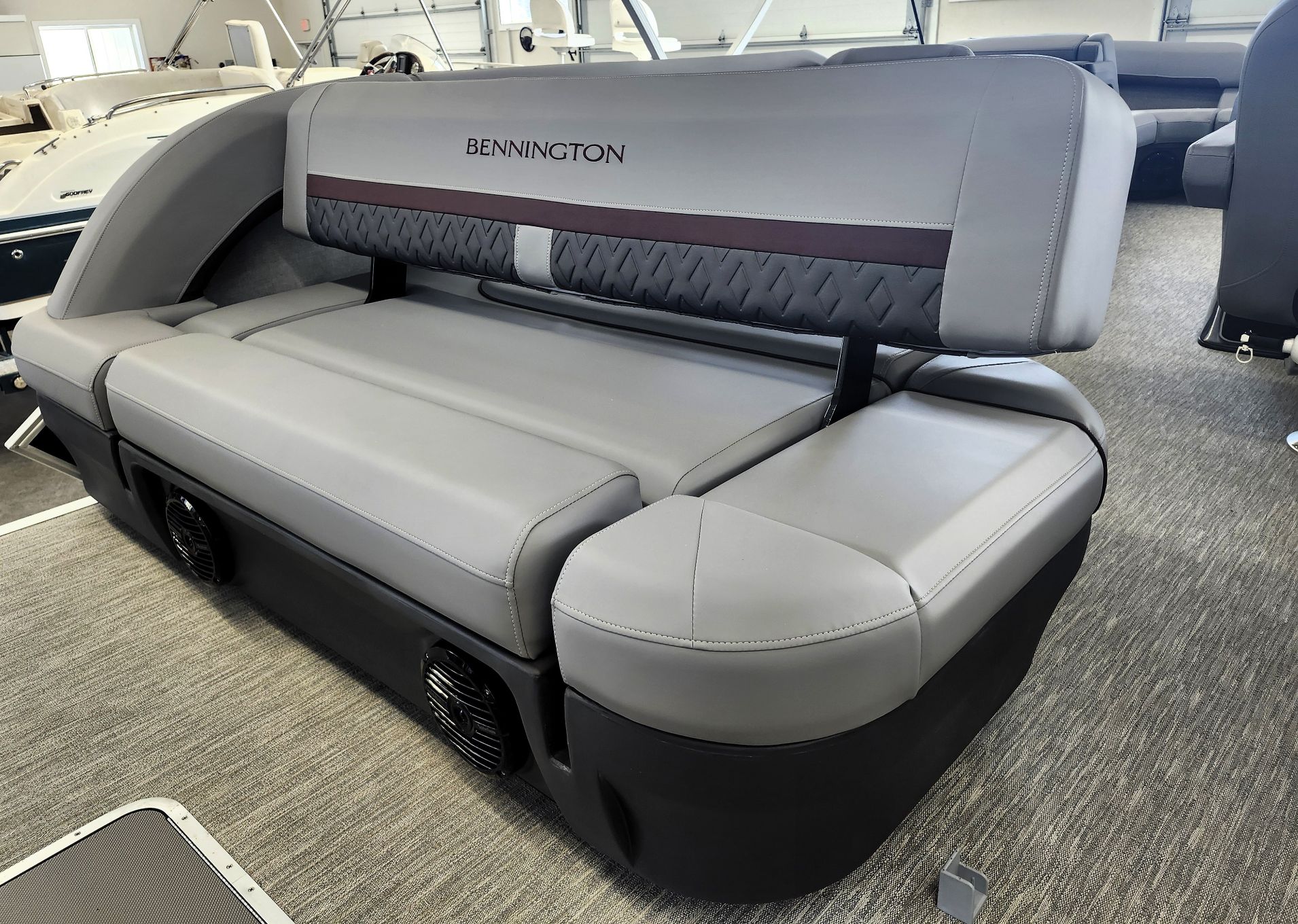 2026 Bennington 22' M Series L Bench - Image 20