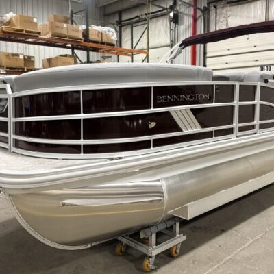 2026 Bennington 22′ M Series L Bench