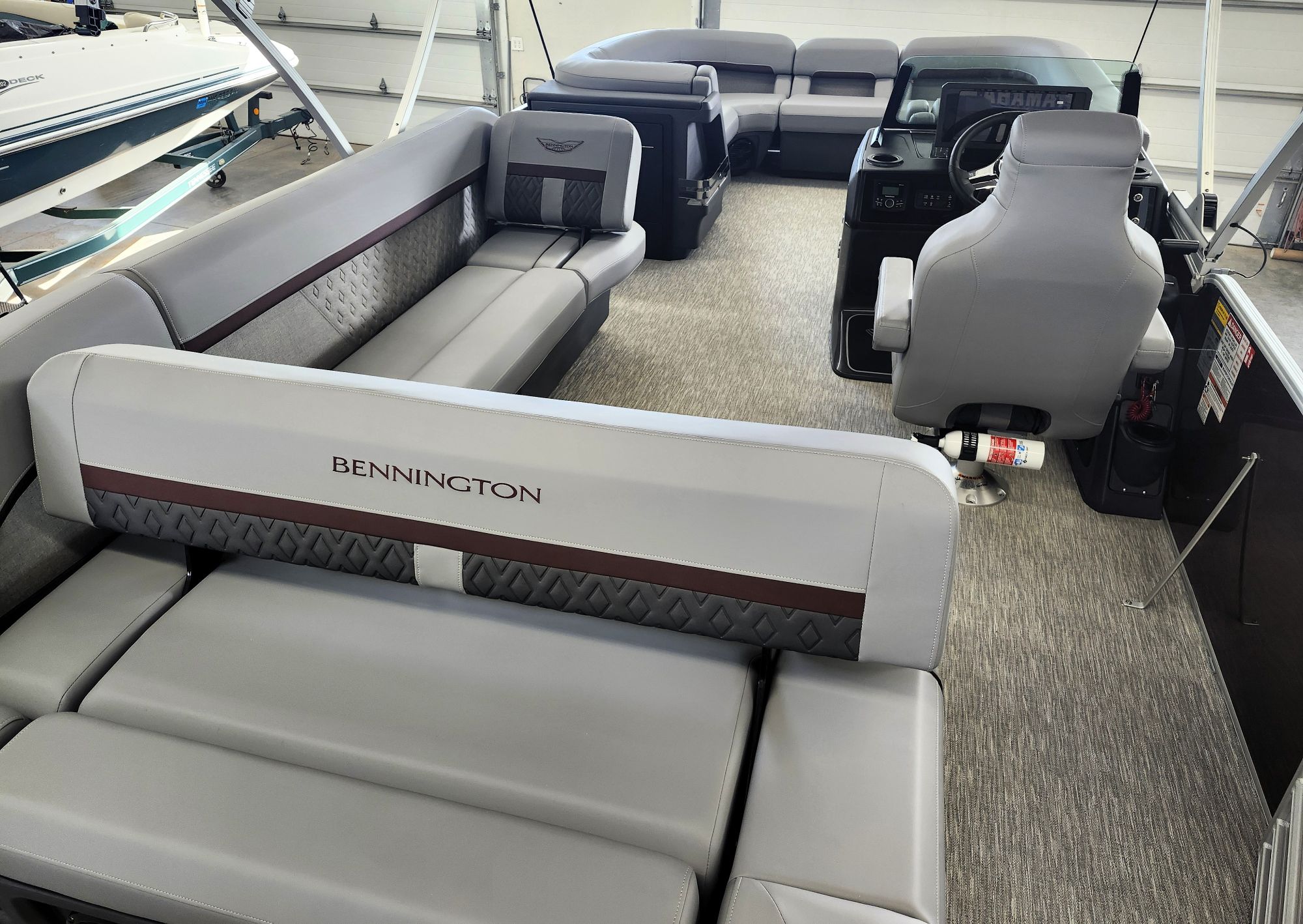 2026 Bennington 22' M Series L Bench - Image 22