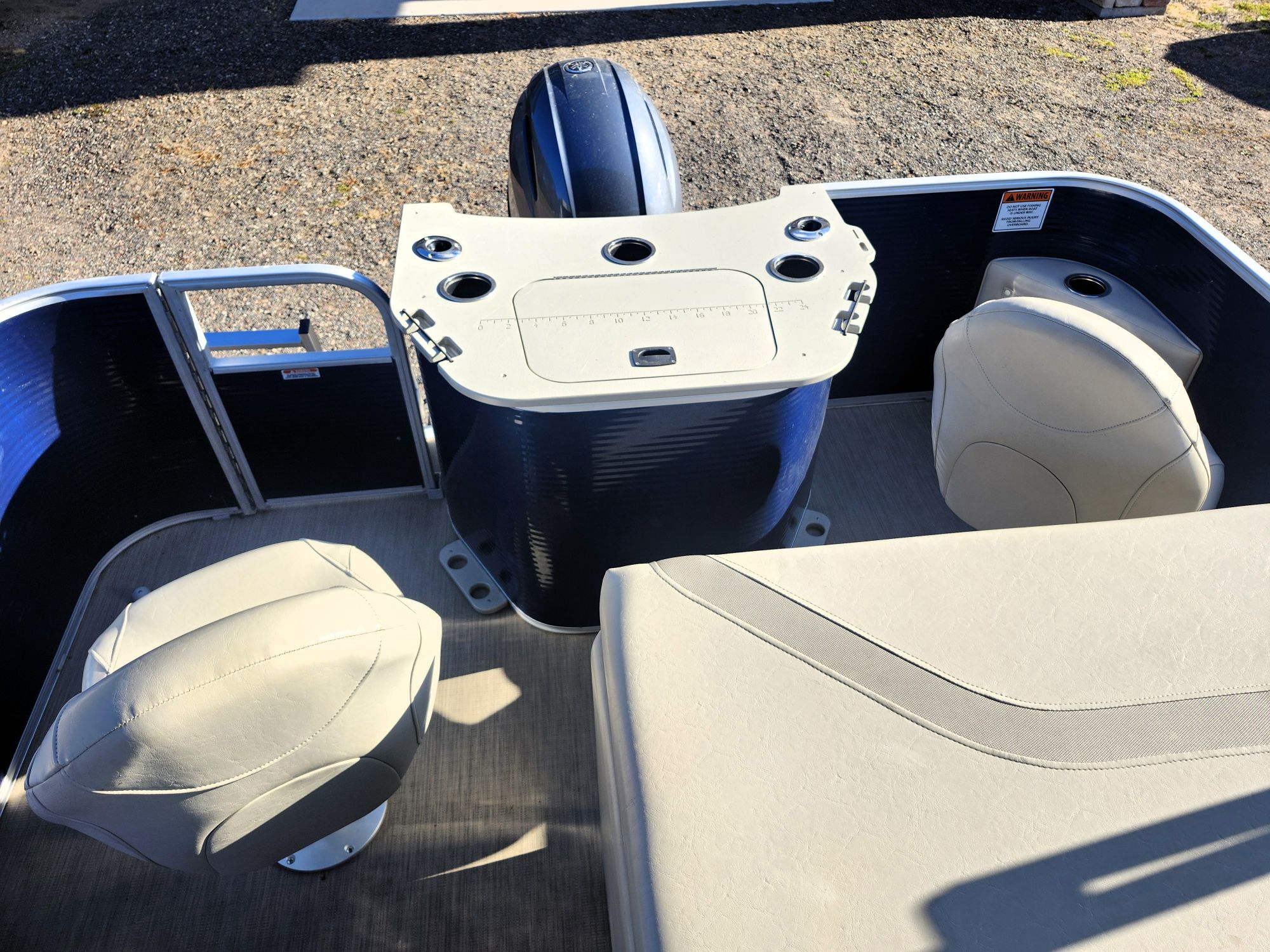 2018 Bennington 22' SX Stern Fishing - Image 17