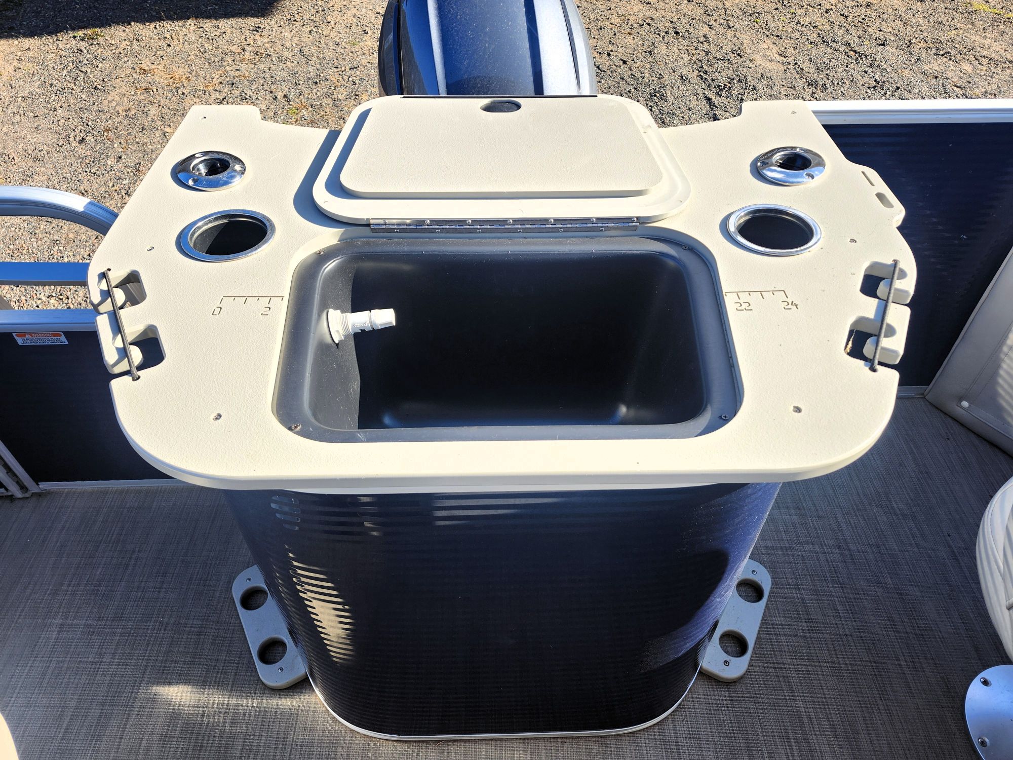 2018 Bennington 22' SX Stern Fishing - Image 18