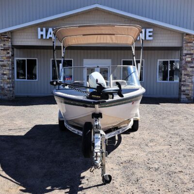 1999 Crestliner 1700 Super Hawk