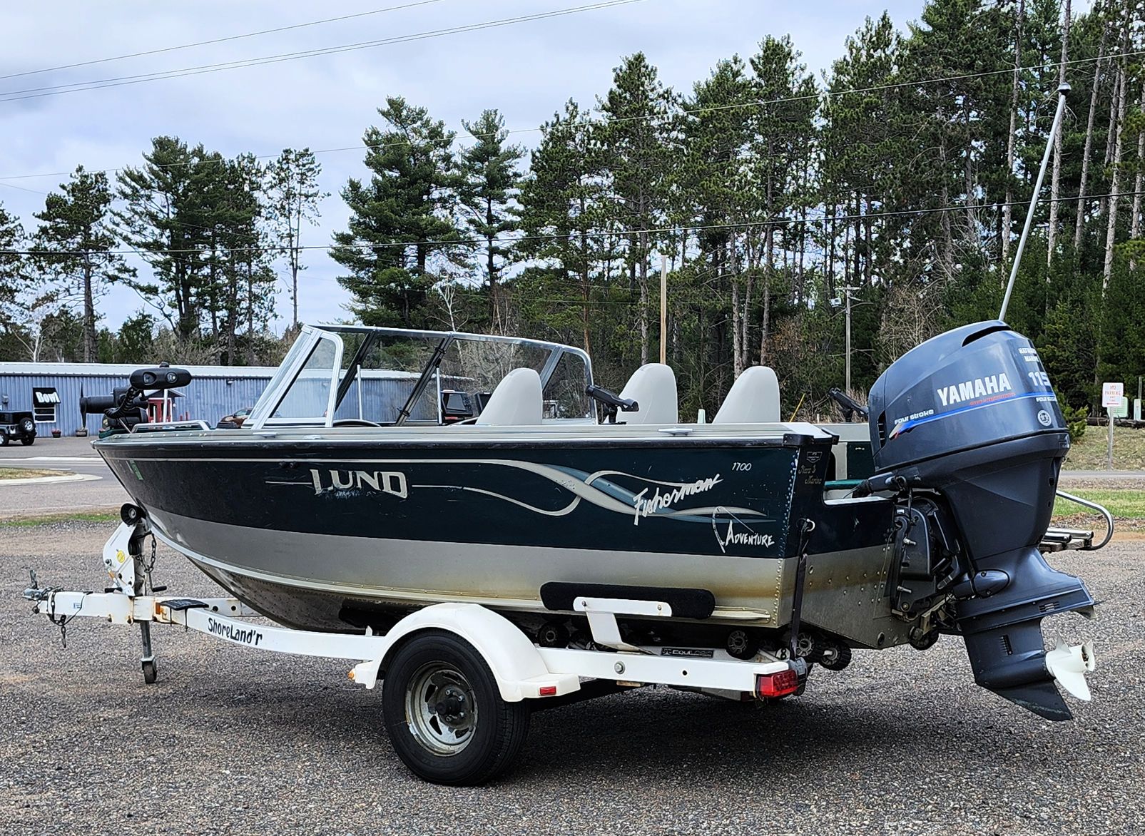 2001 Lund 1700 Fisherman - Image 4