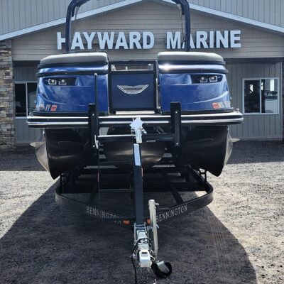 2023 Bennington 25′ Q Series Swingback w/ Power Arch
