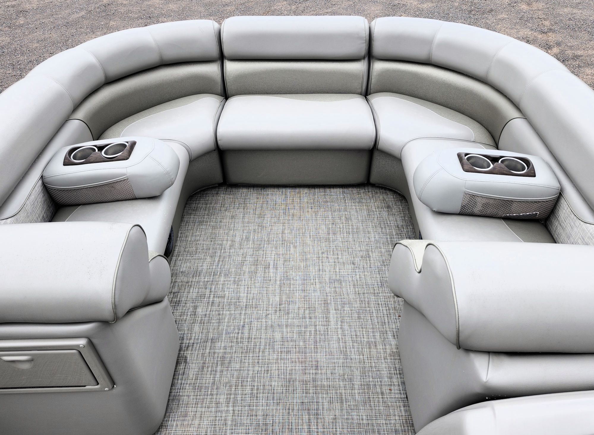 2017 Premier 230 Sunsation RF - Image 12