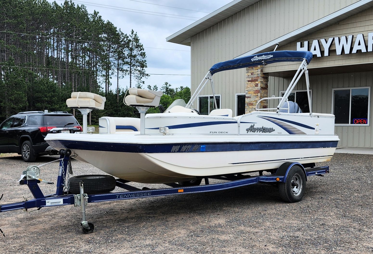 2005 Hurricane Fun Deck 198R - Image 3