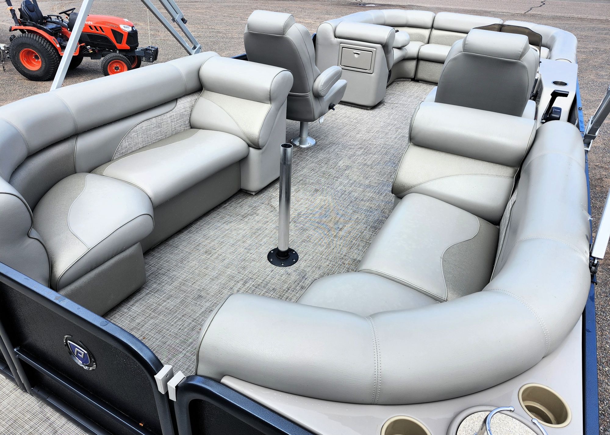 2017 Premier 230 Sunsation RF - Image 20