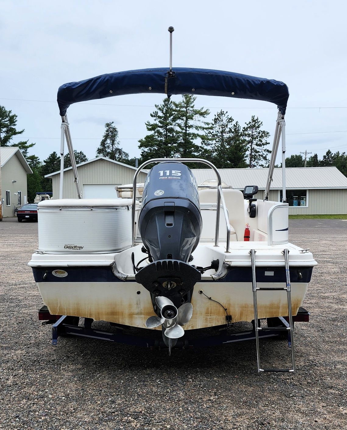 2005 Hurricane Fun Deck 198R - Image 5
