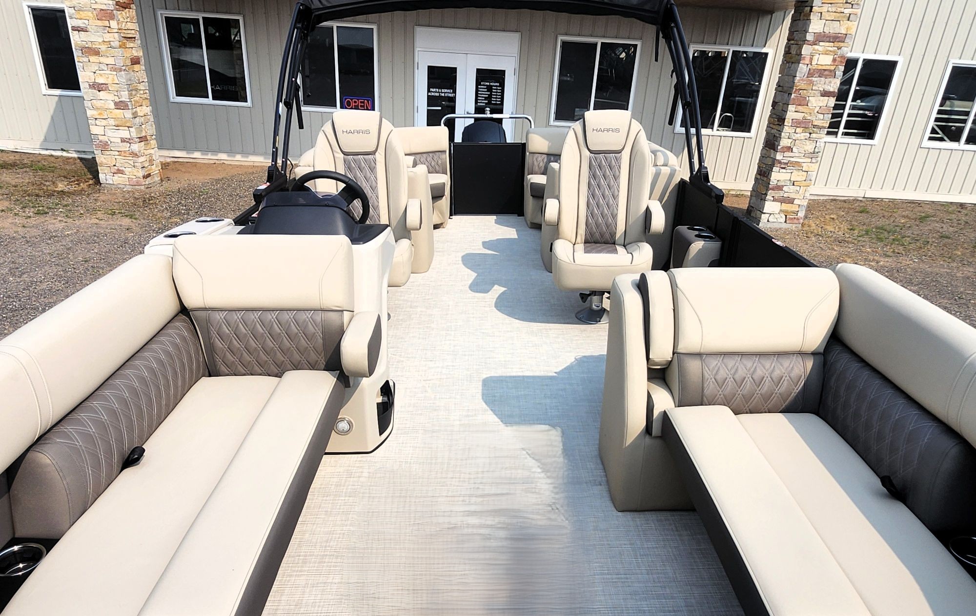2026 Harris Cruiser 230 - Image 10