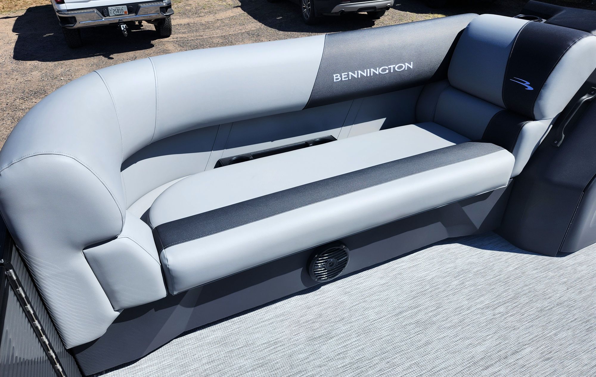 2027 Bennington 22' S Stern Radius S-One - Image 12