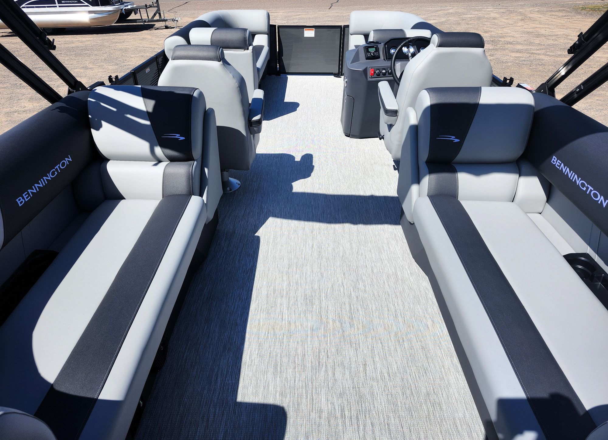 2027 Bennington 22' S Stern Radius S-One - Image 20