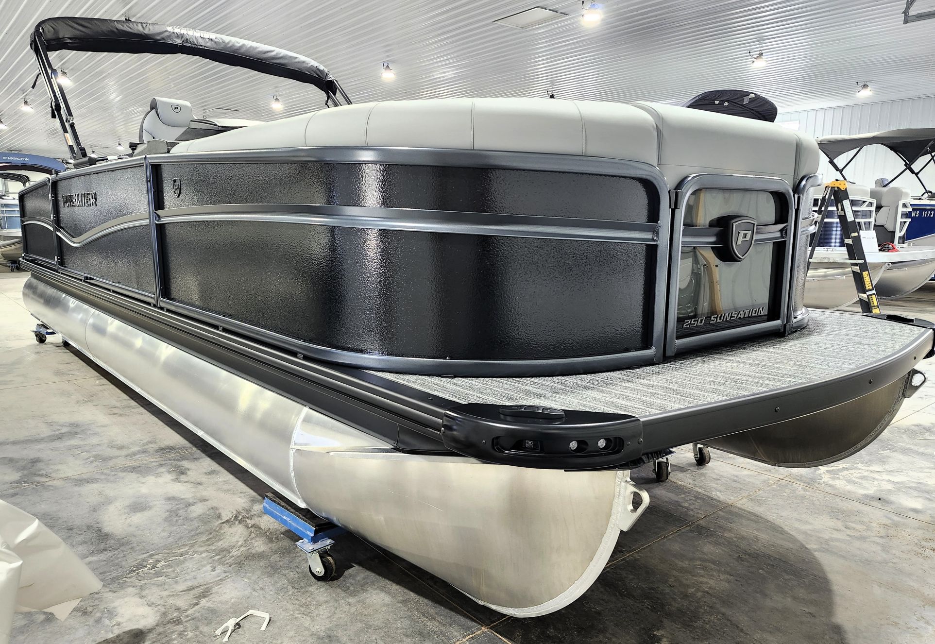 2027 Premier 250 Sunsation RLO - Image 6