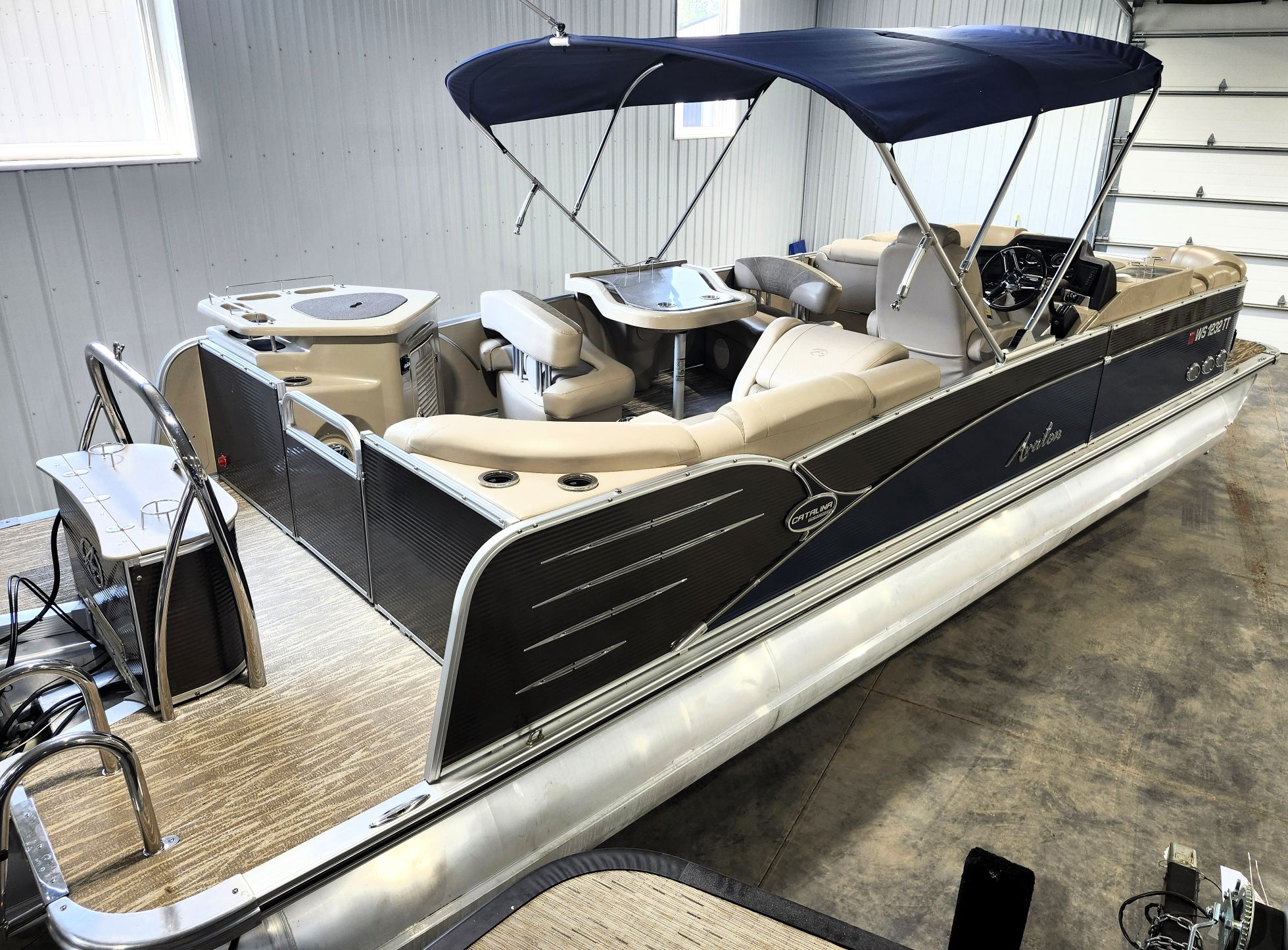 2019 Avalon Catalina Platinum 25' Entertainer - Image 7