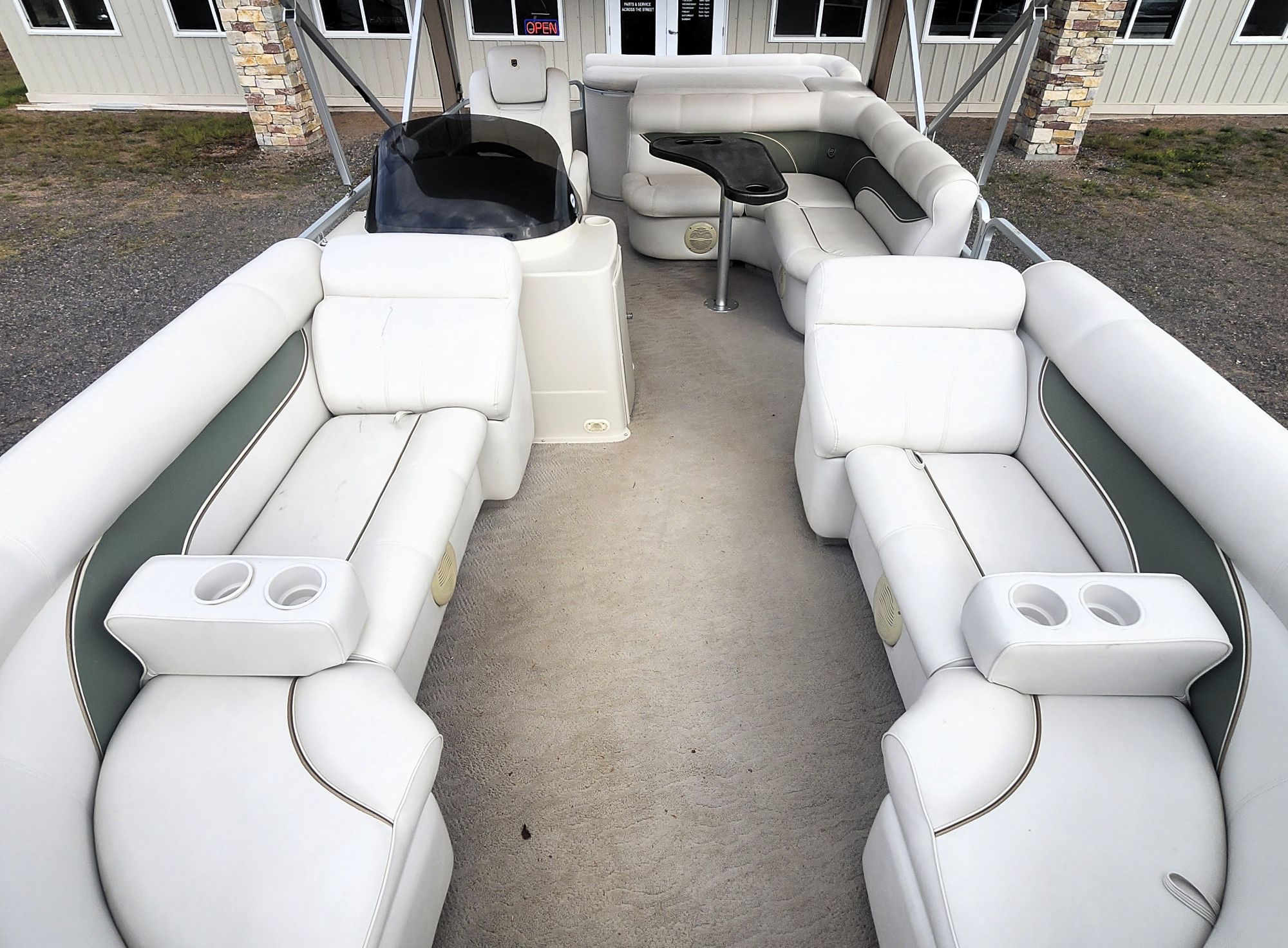2006 Premier 210 Legend - Image 11