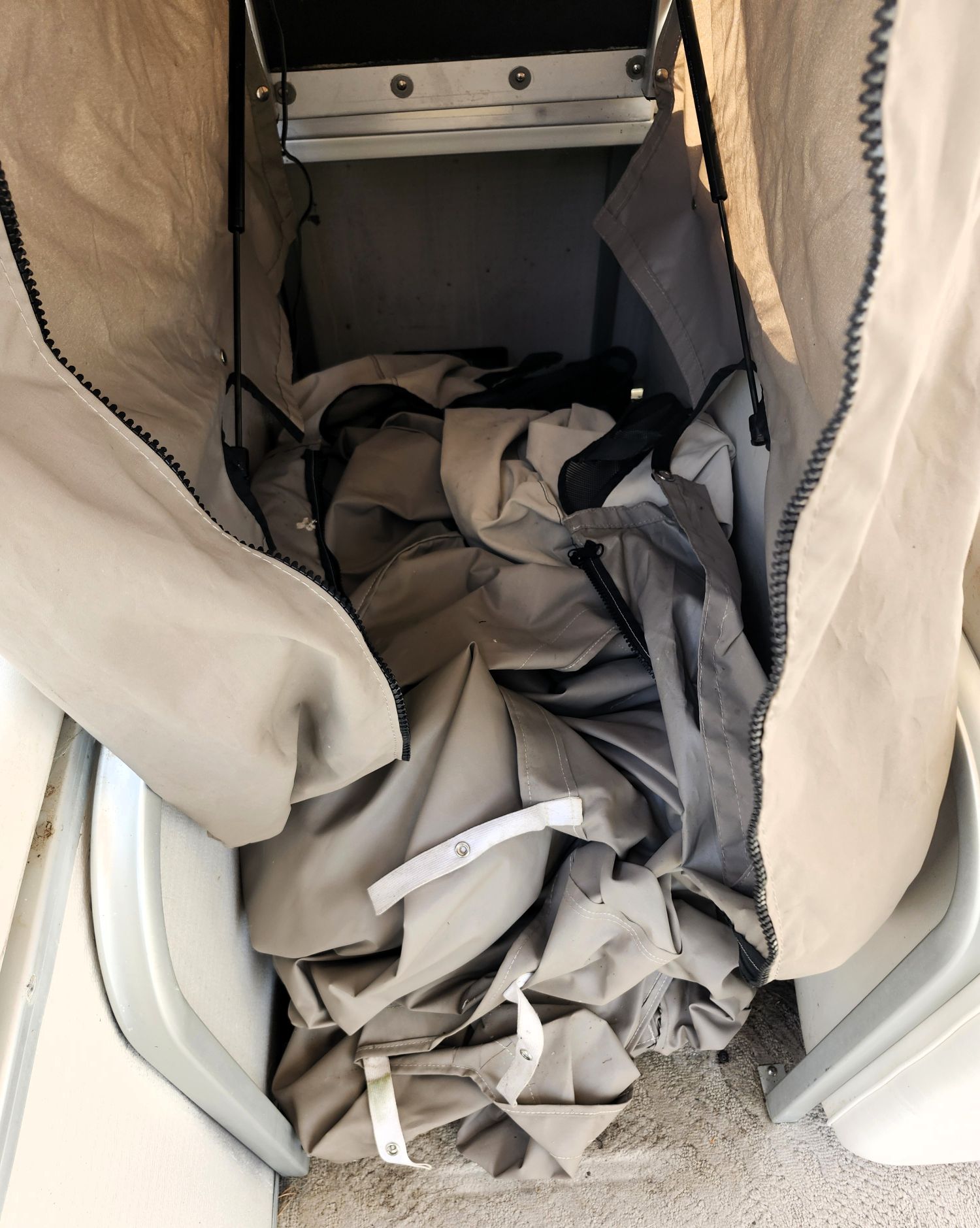 2006 Premier 210 Legend - Image 21