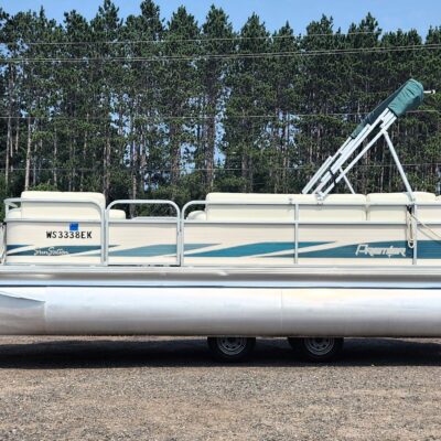 **Sale Pending**1997 Premier 21′ Sunsation