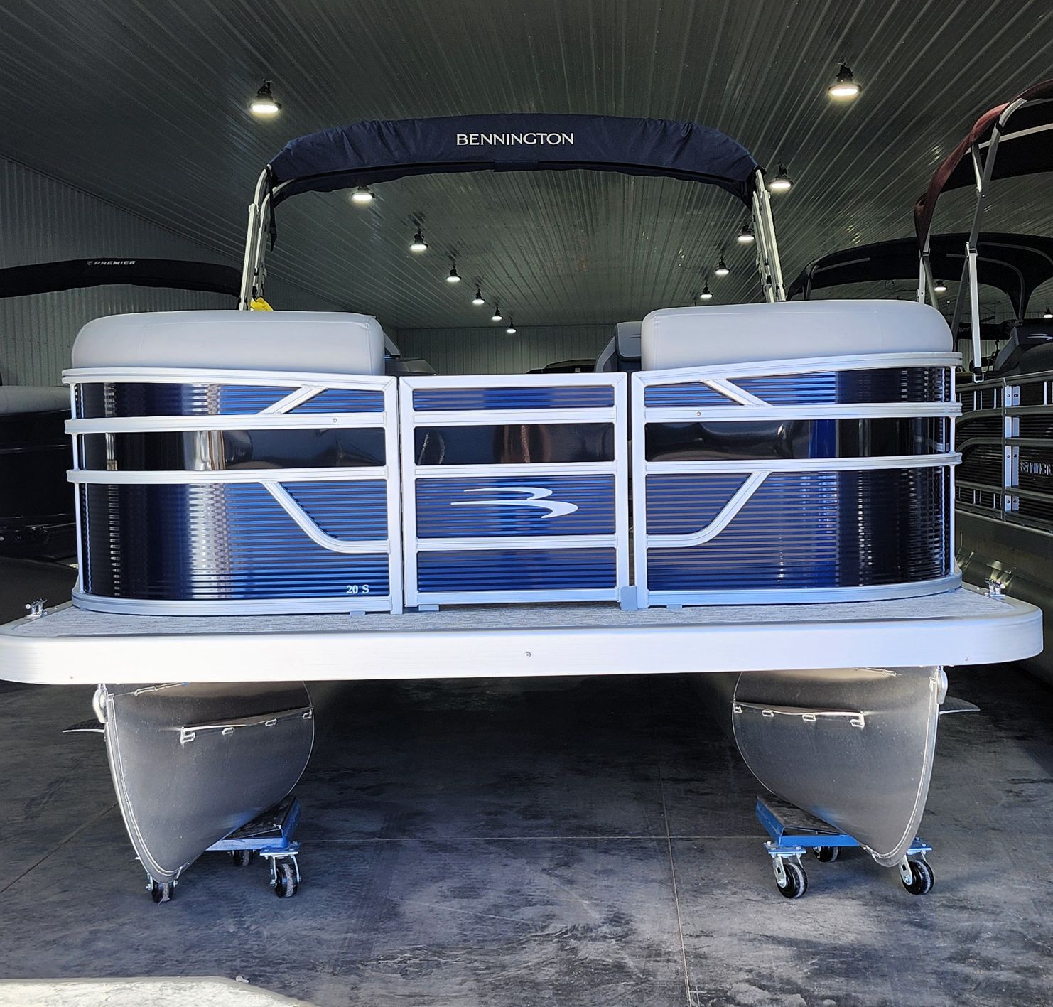 2027 Bennington 20' S Stern Radius Reserve - Image 2