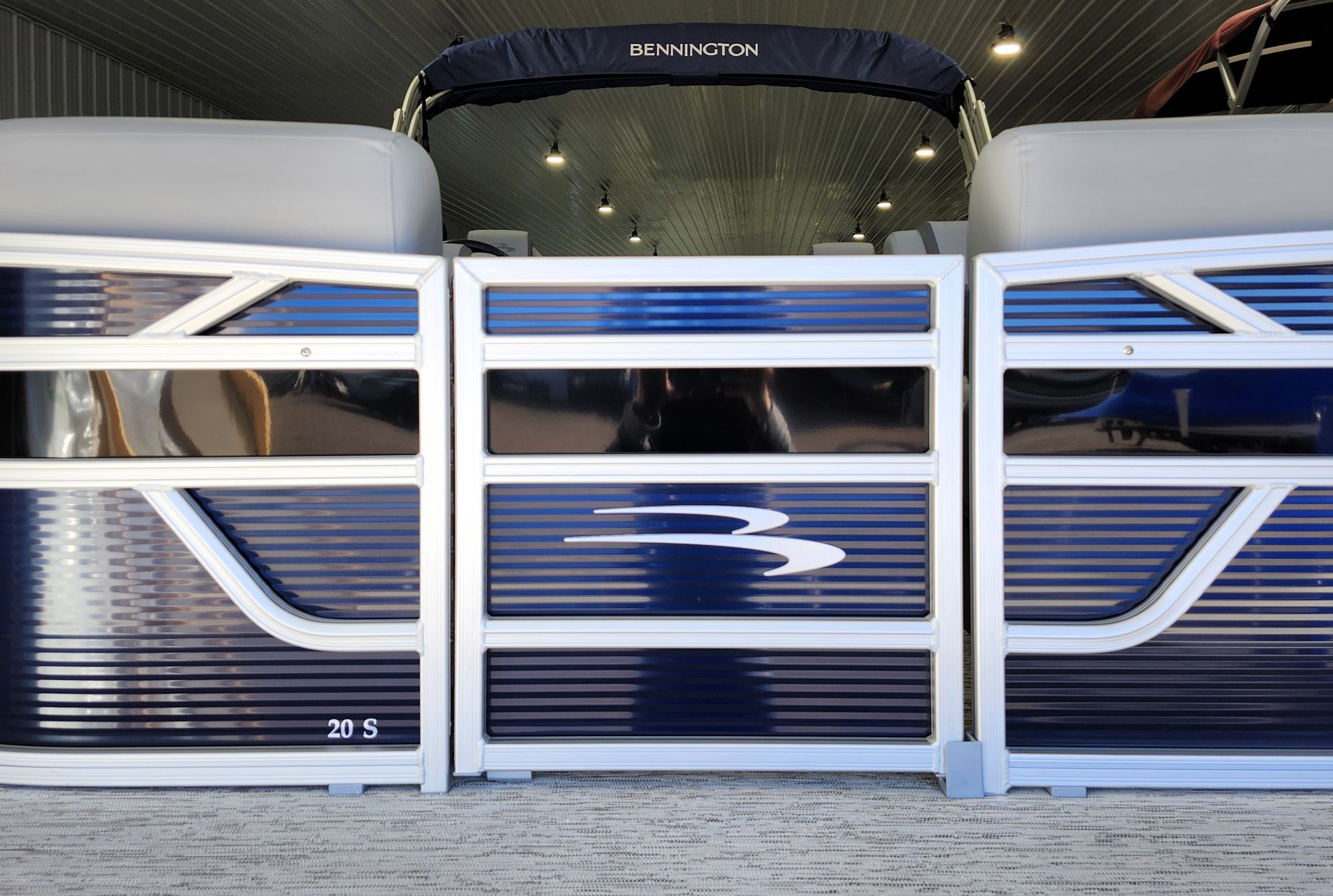 2027 Bennington 20' S Stern Radius Reserve - Image 3