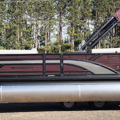 2027 Bennington 20′ S Stern Radius Reserve